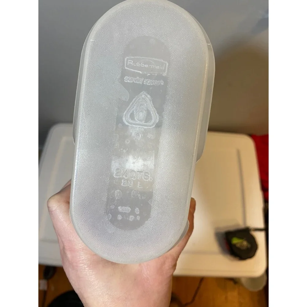 Rubbermaid Servin Saver Pitcher 2.25 Qt 2.1 L Vintage Almond Lid 0940 1091‎
